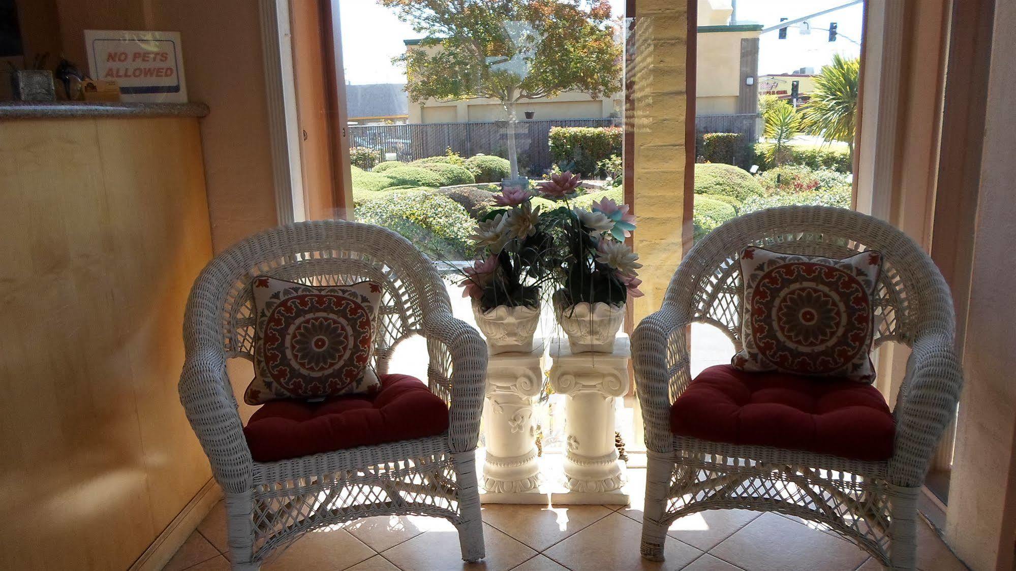 Hitching Post Studios Inn Santa Cruz Esterno foto
